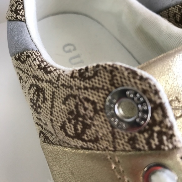 Guess Gold Lust Lace-Up Sneaker  Women's Size 8M - Picture 4 of 12